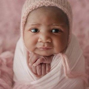 Meet your Posher, Morena